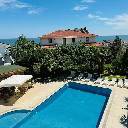 Hotel Istanbul Airport Treekos Karaburun (Arnavutkoy)