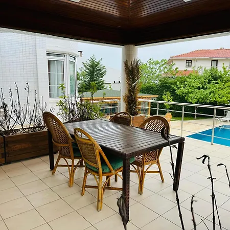 Hotel Istanbul Airport Treekos *