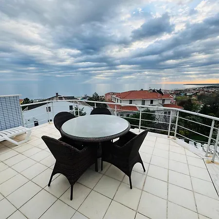 Hotel Istanbul Airport Treekos Karaburun (Arnavutkoy)