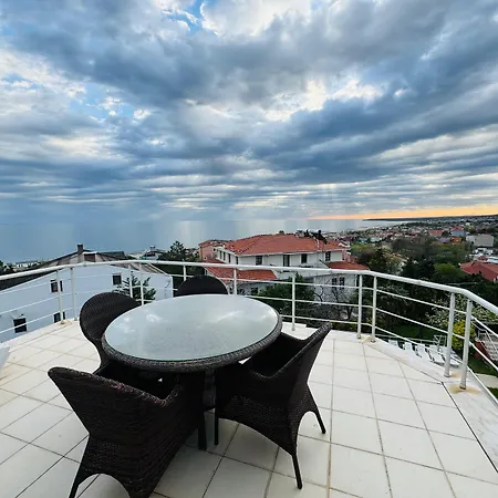 Istanbul Airport Treekos Hotel *
